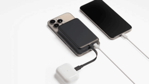 Xiaomi 33W Magnetic Power Bank 10000mAh (Integrated Cable)White